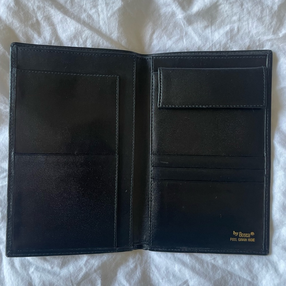 BOSCA Vertical Wallet.